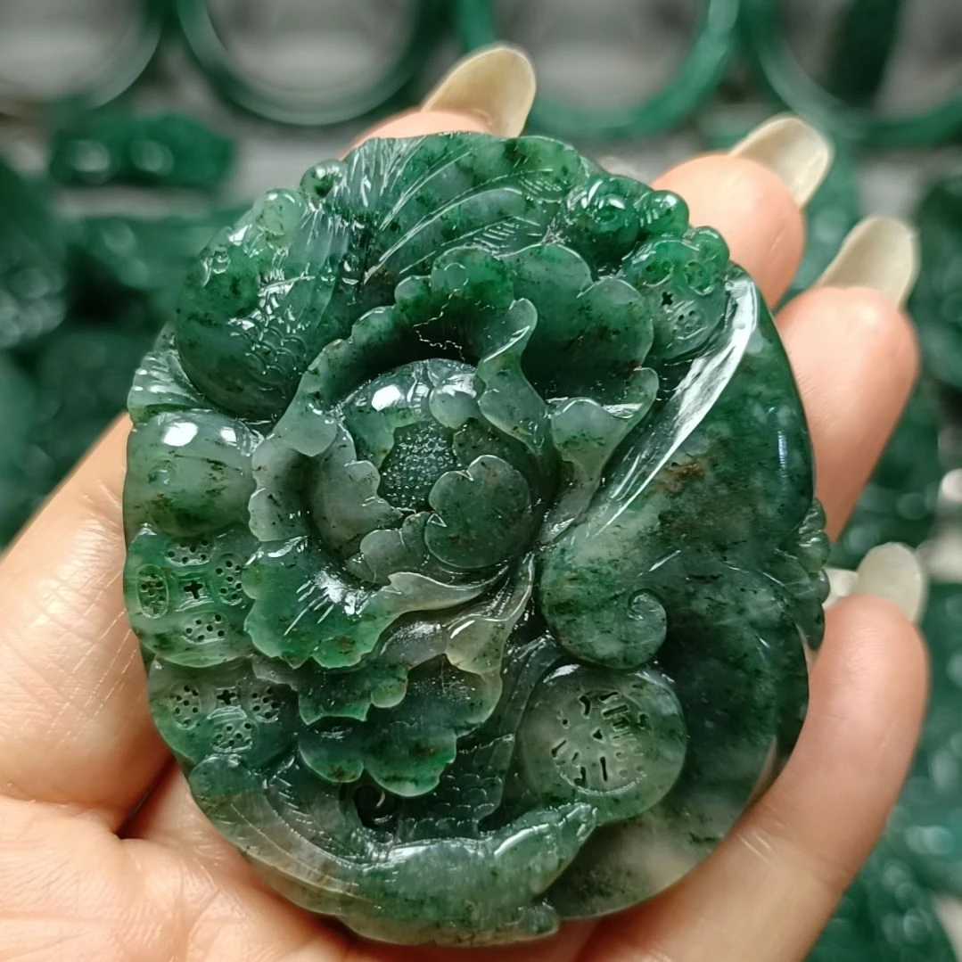 独山玉未镶嵌花开富贵