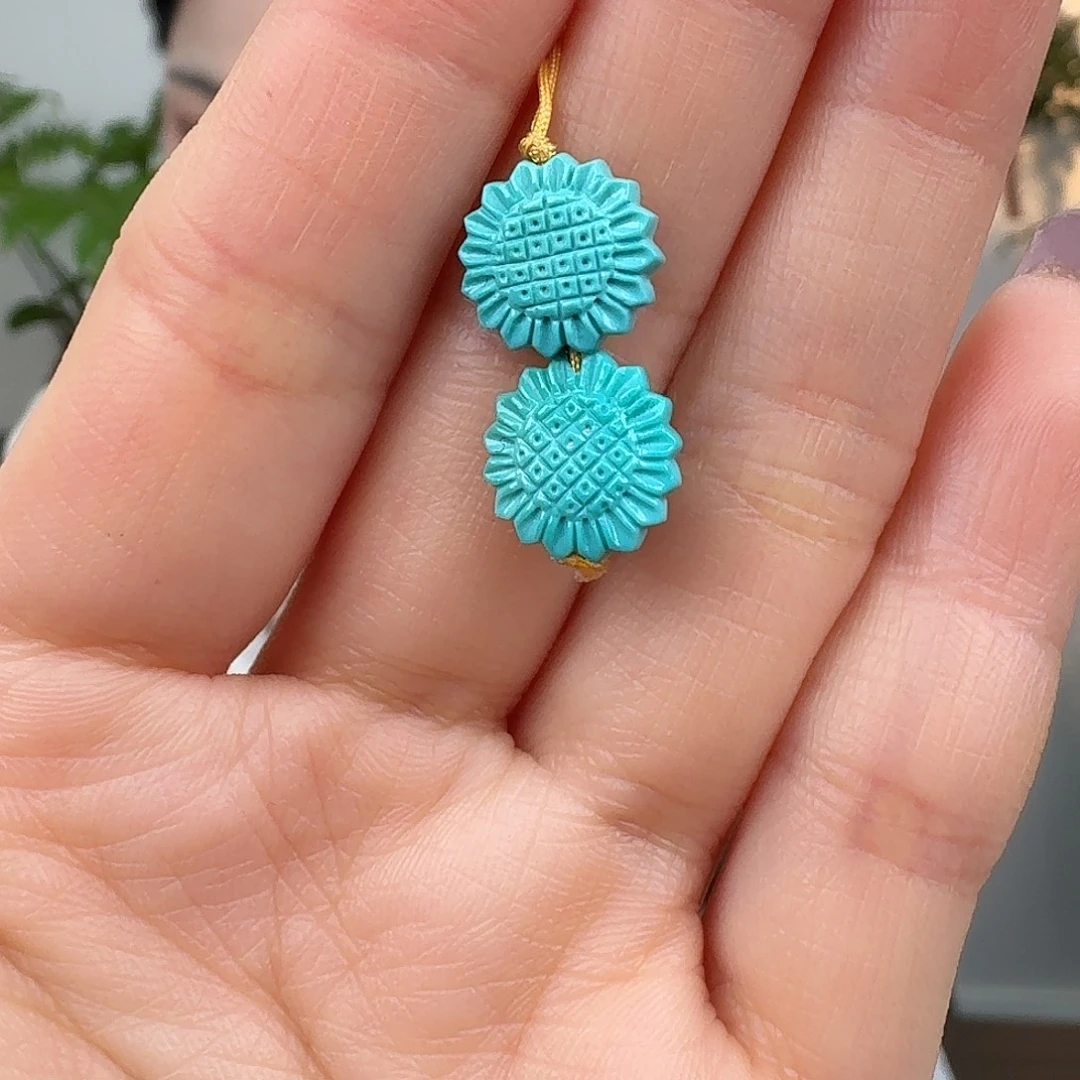 绿松石未镶嵌挂件