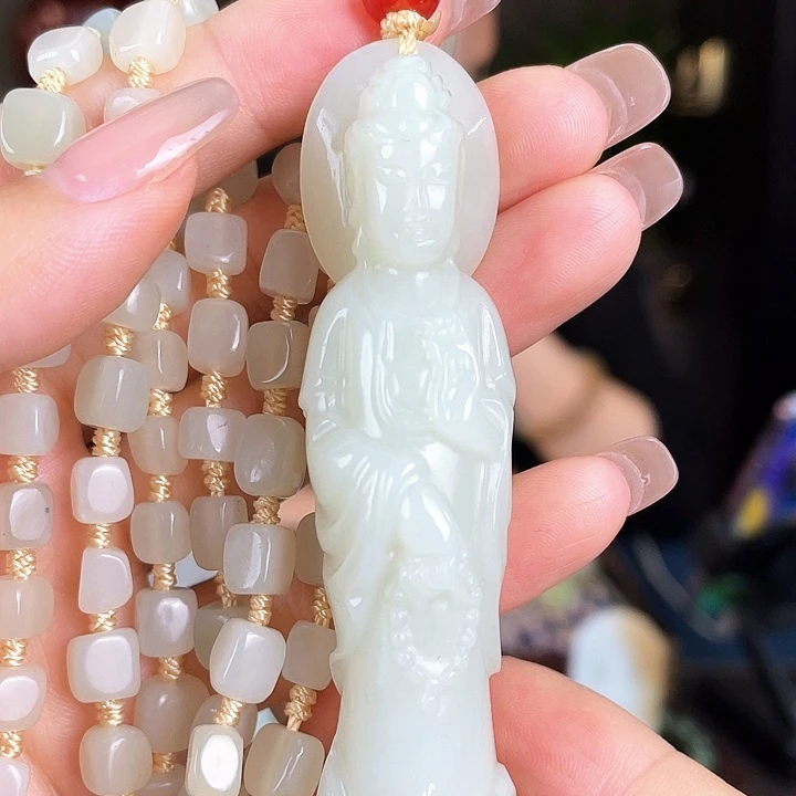 和田玉未镶嵌颈饰定制发货