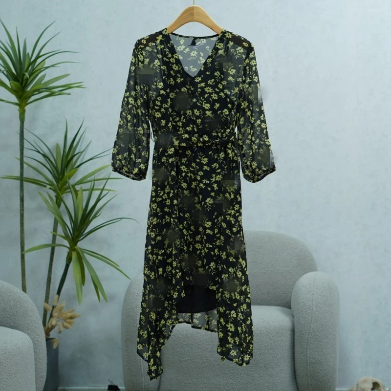 LI丽系列  E516   女装时尚撤柜碎花连衣裙黑色78825101