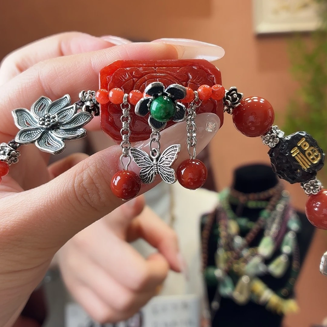 翡翠未镶嵌耳饰手串