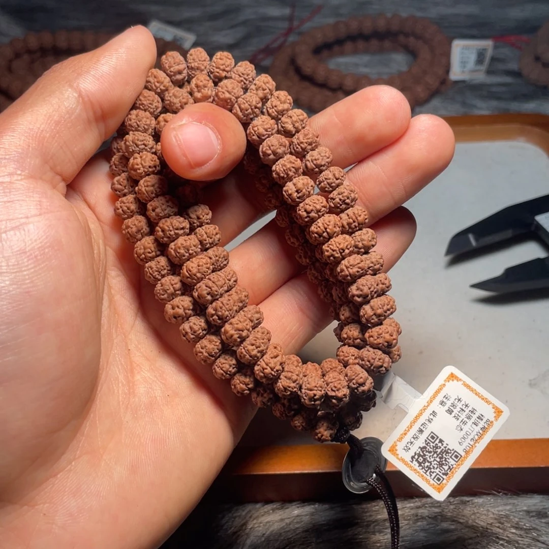 往****金刚菩提手串精挑战神双龙飞碟树祖108