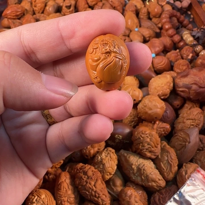 橄榄核吊坠C131钱袋子