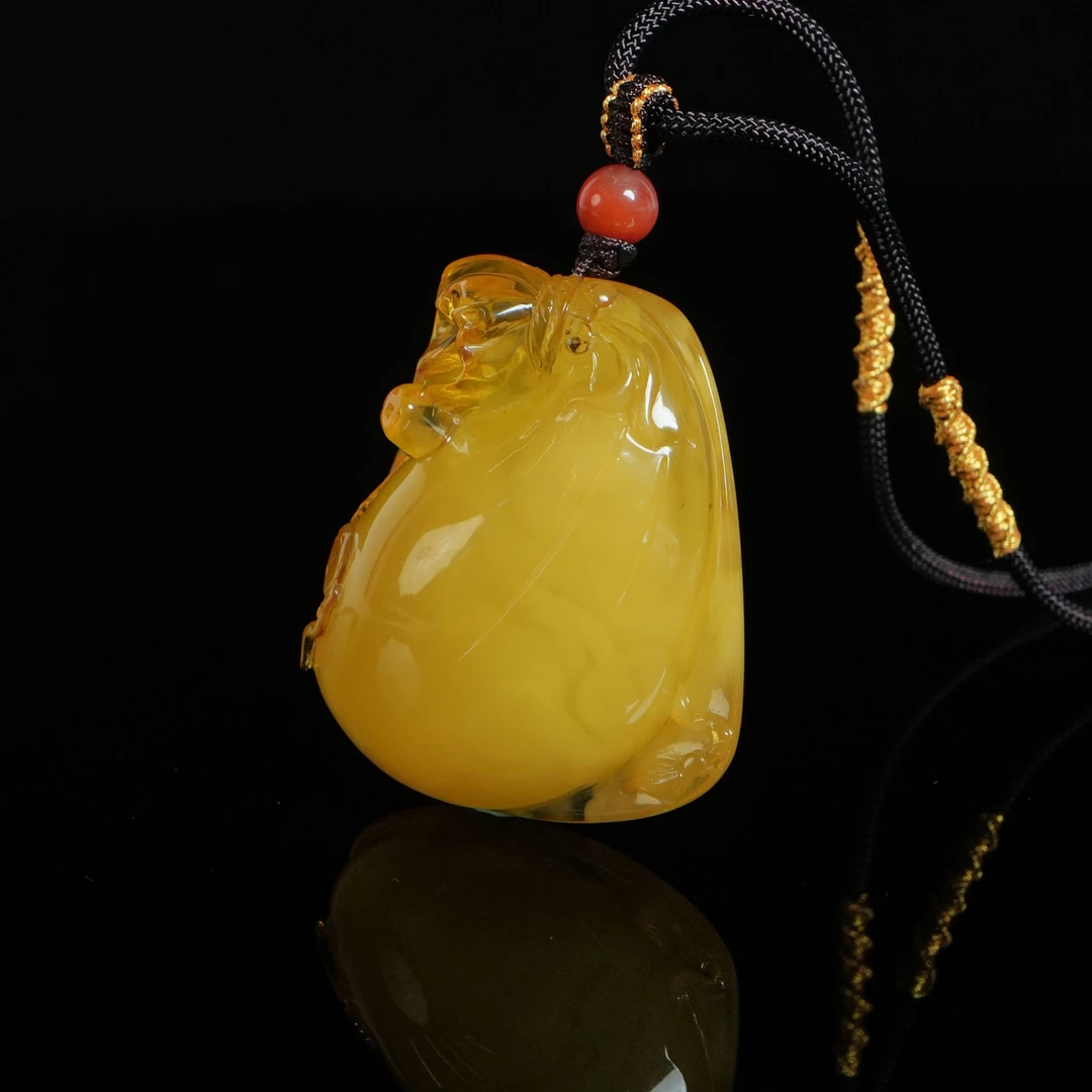 DY-M3840 蜜蜡钱袋吊坠 17.37g
