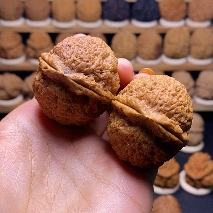 桃核吊坠粗筋罗汉头44mm