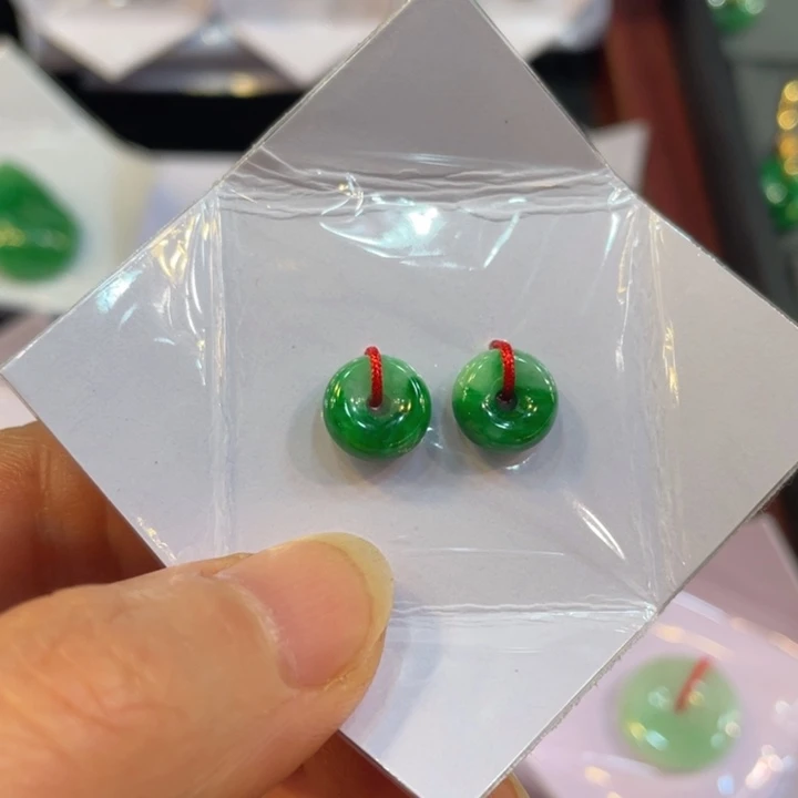 翡翠未镶嵌耳饰甜甜圈