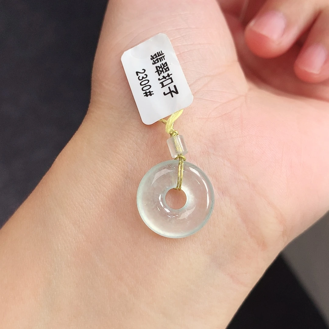 未镶嵌戒指翡翠甜甜圈