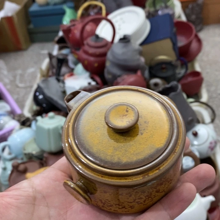 陶瓷艺术品及陶瓷壶壶