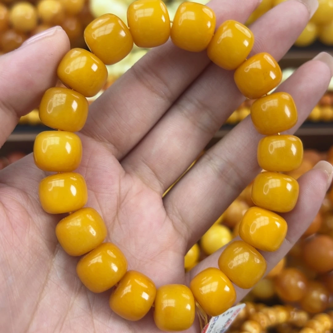 未镶嵌颈饰琥珀蜜蜡