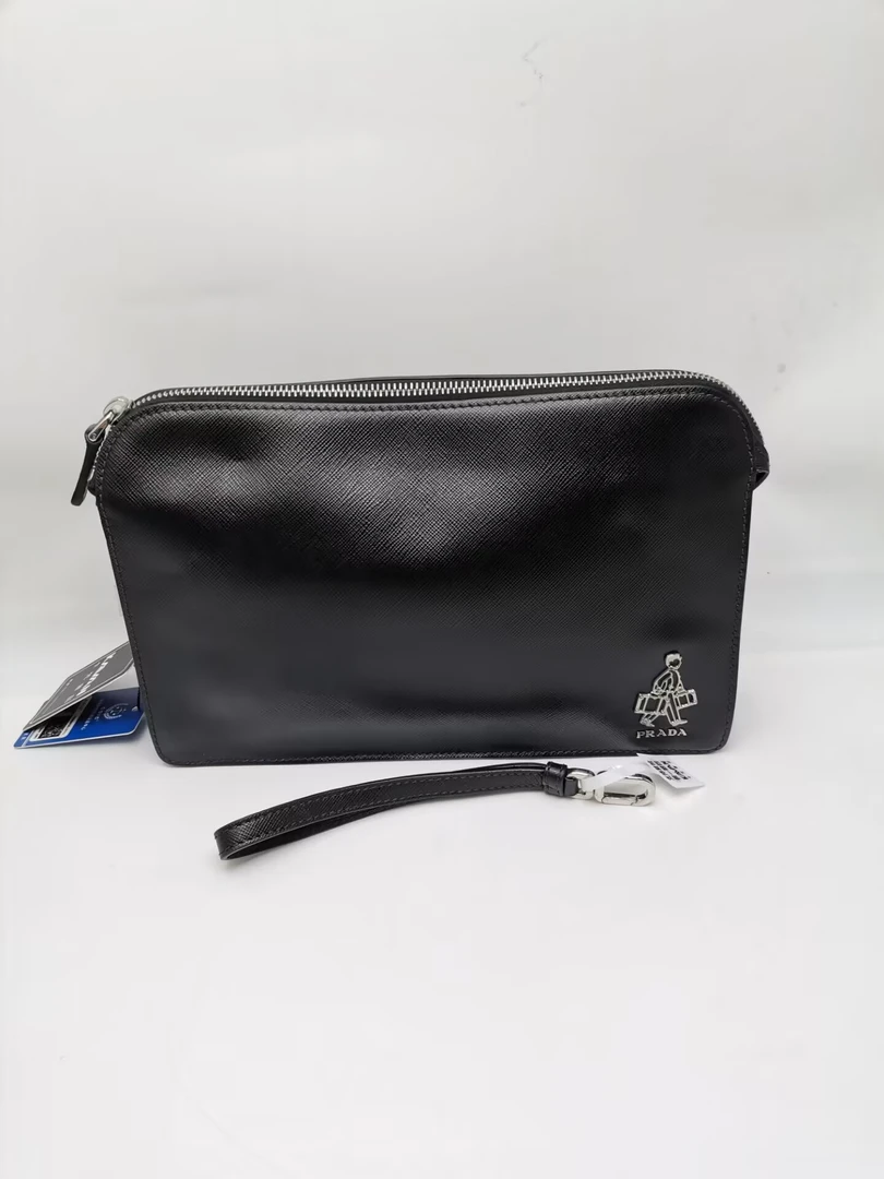 99新 Prada/普拉达 97新17324 普拉达黑色全皮手拿包