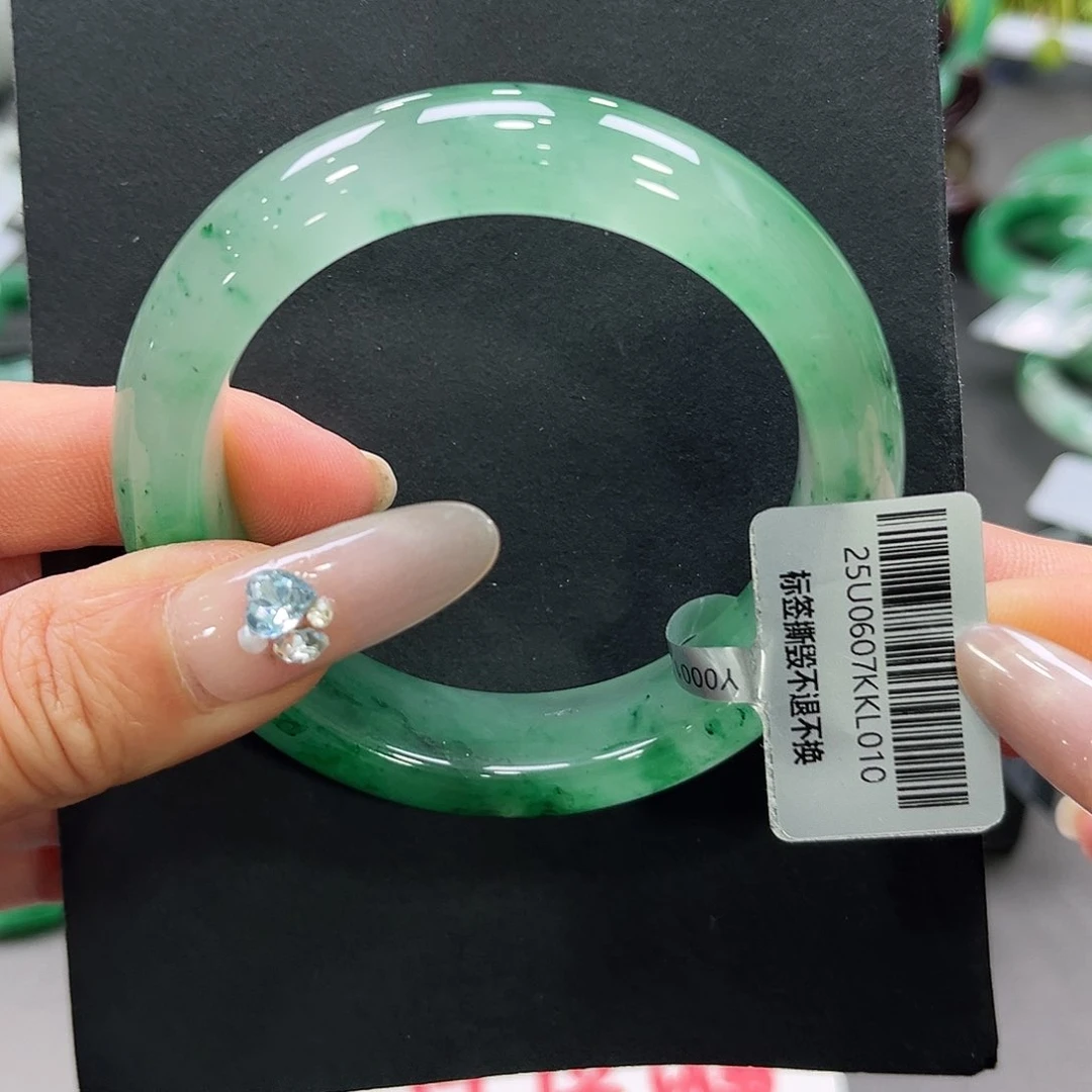 石英质玉手镯未镶嵌➕小玥55