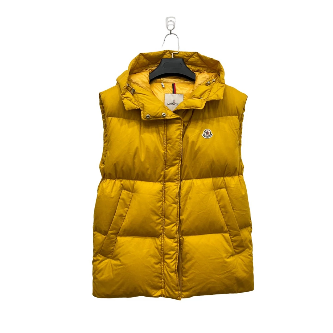 99新 MONCLER 黄色连帽羽绒服背心马甲 1码/98新/公价12800