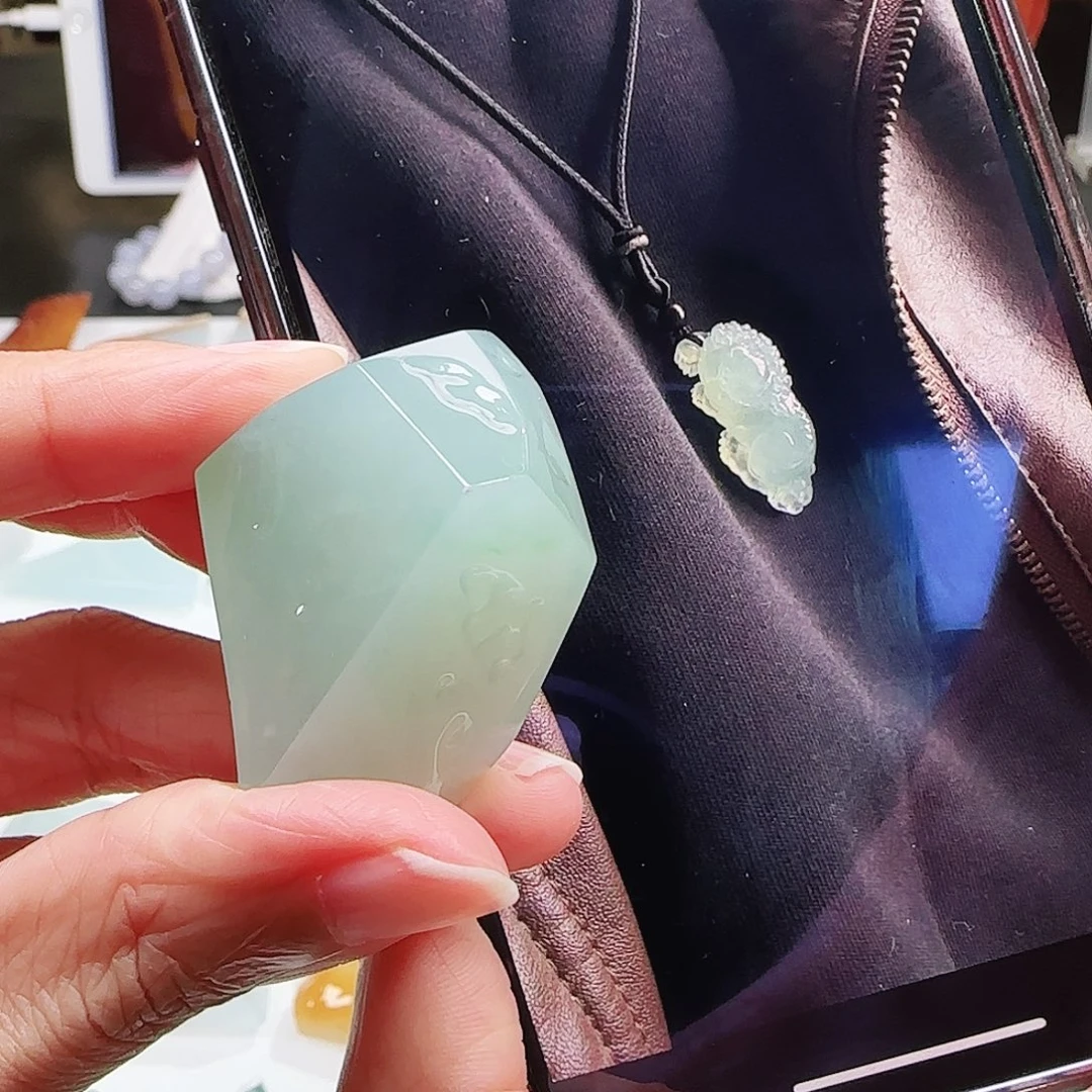 定制翡翠未镶嵌缅甸翡翠