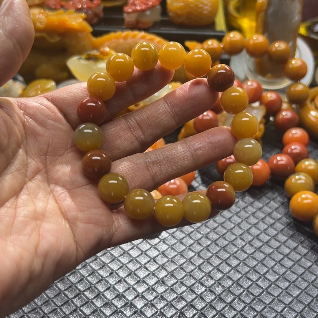 石英质玉未镶嵌颈饰