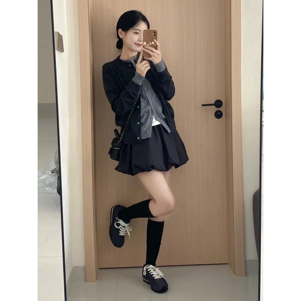 早初秋季女装2025新款超火穿搭配一整套巨好看的韩系毛衣三件套装