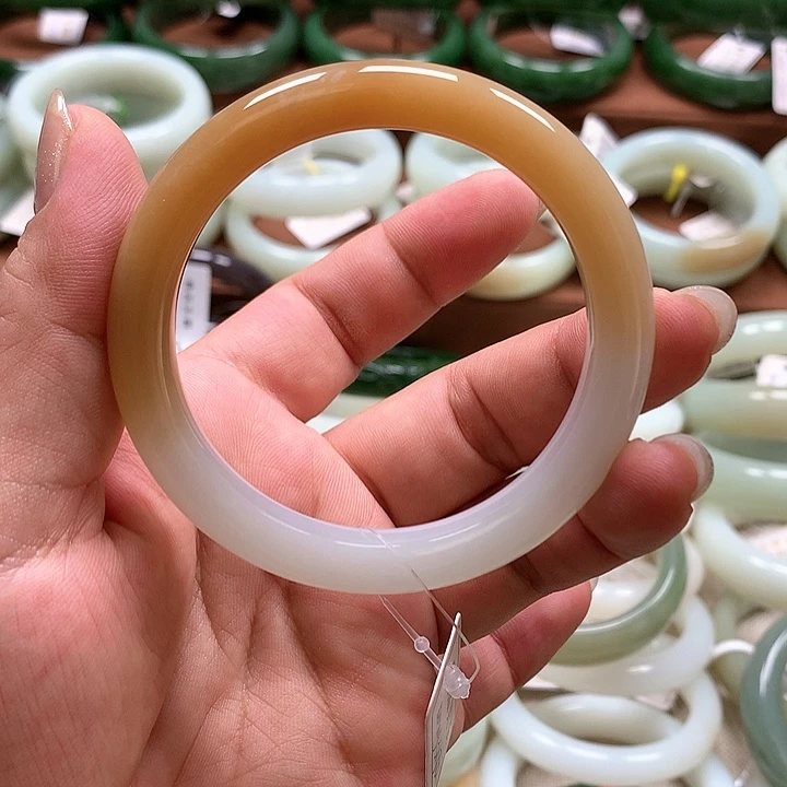 【闪购商品】和田玉手镯未镶嵌