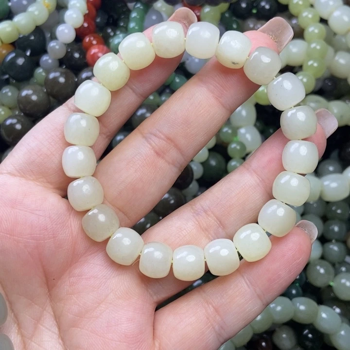 和田玉未镶嵌手链卡10毛孔