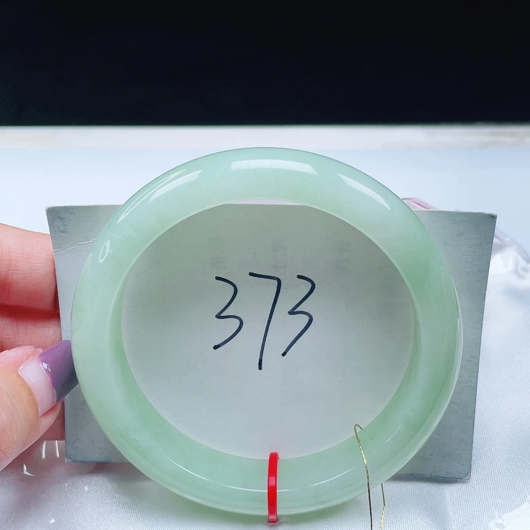 翡翠未镶嵌手镯缅甸翡翠60+