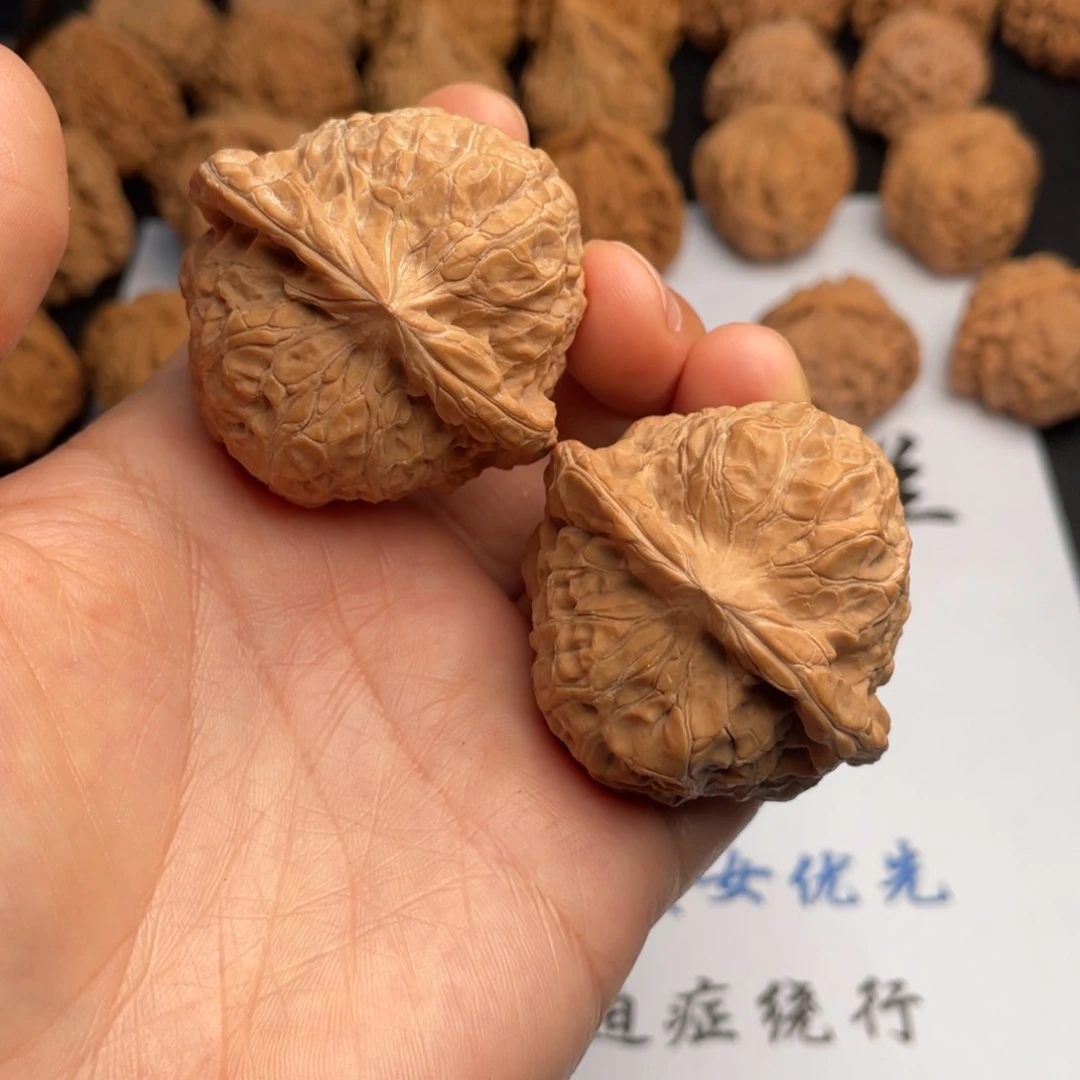 文玩核桃吊坠541。44南瓜