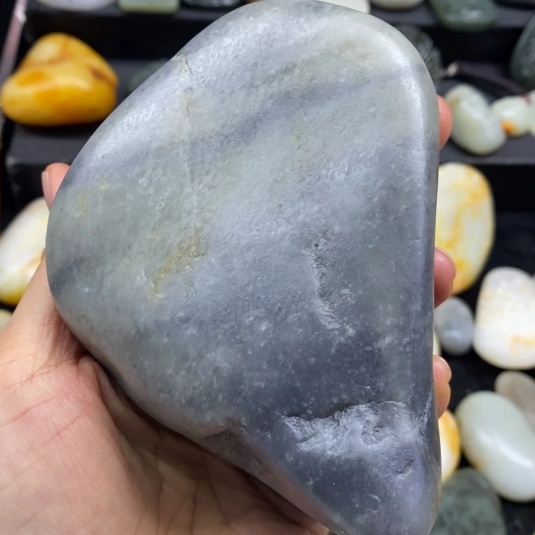 未镶嵌和田玉（子料）摆件