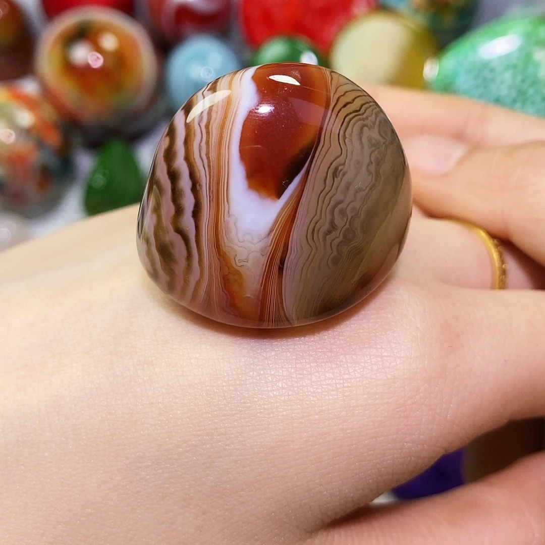 呼***g玛瑙/玉髓未镶嵌珠宝奇石