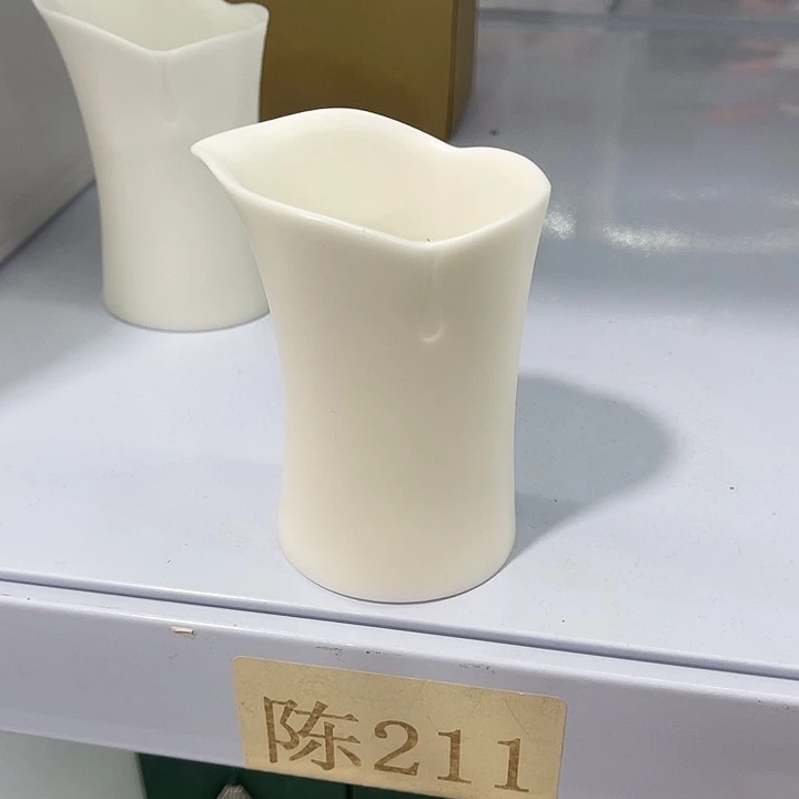 福利待遇多多哦哦