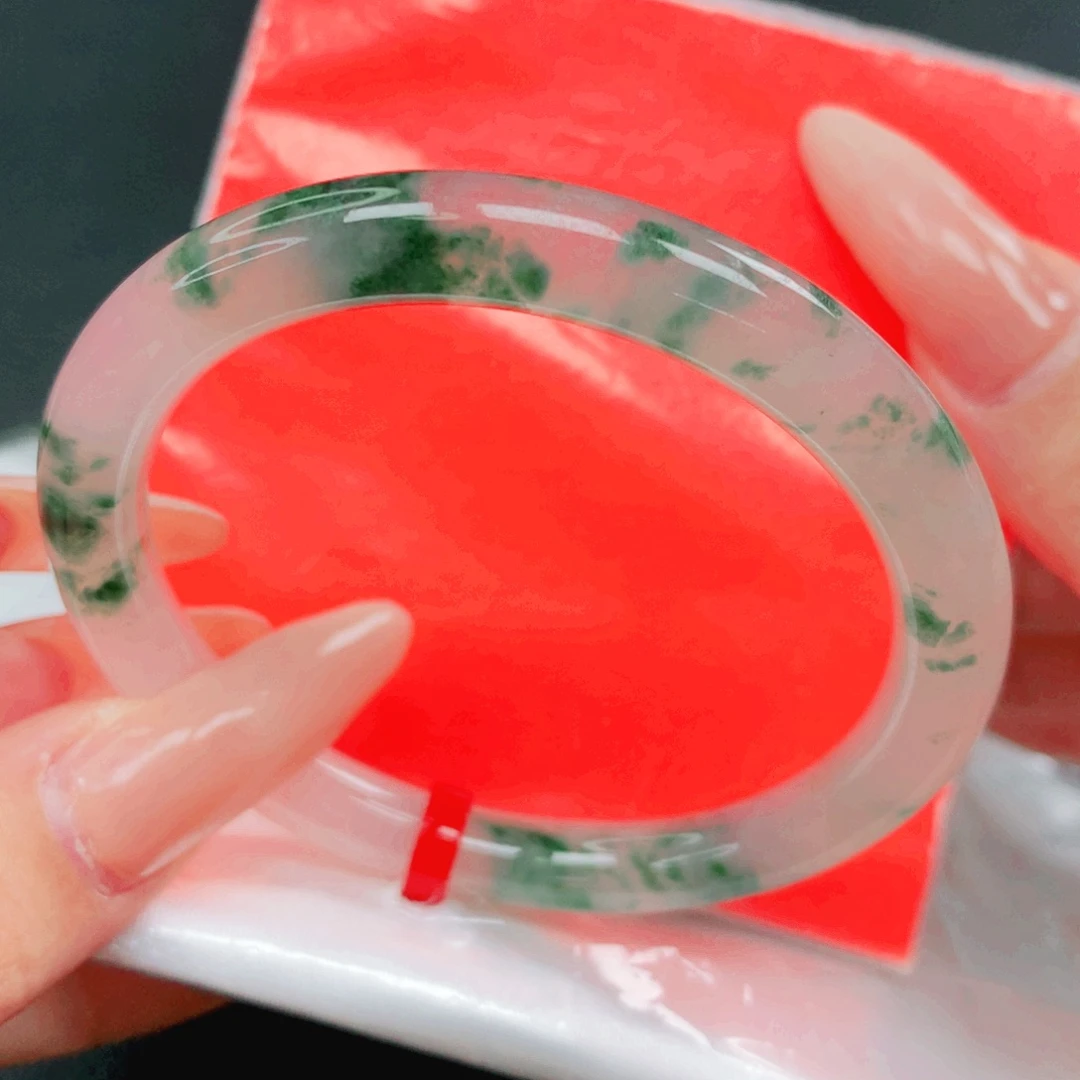 翡翠未镶嵌手镯53