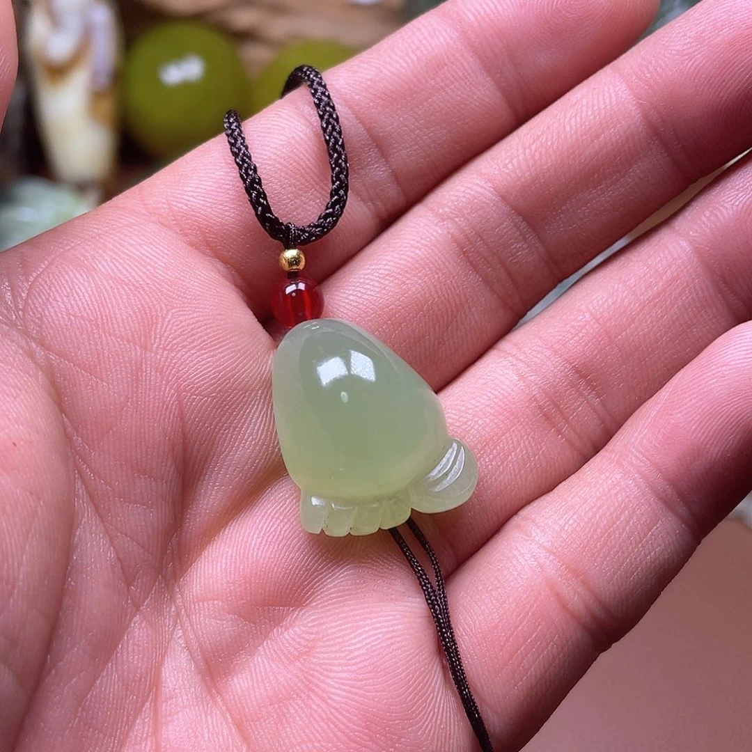 未镶嵌蛇纹石玉珠宝奇石