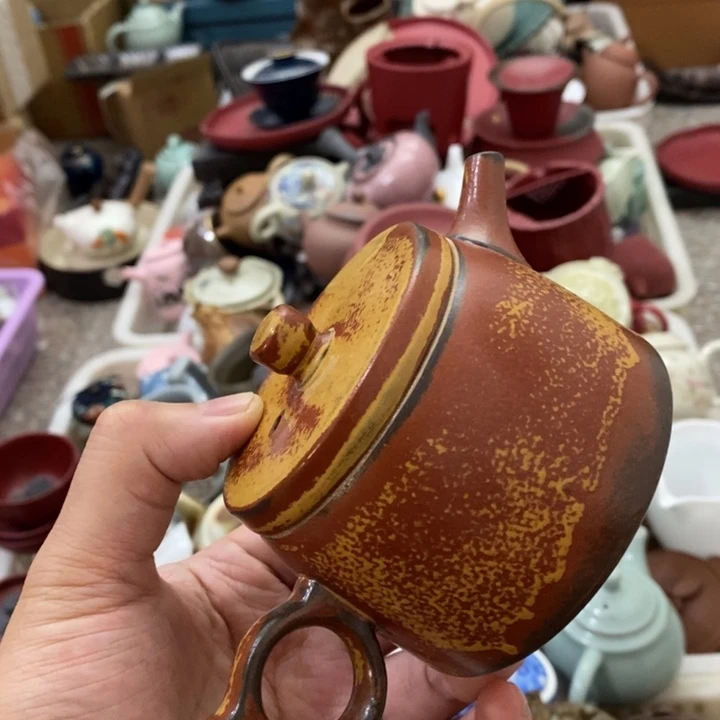 陶瓷艺术品及陶瓷壶