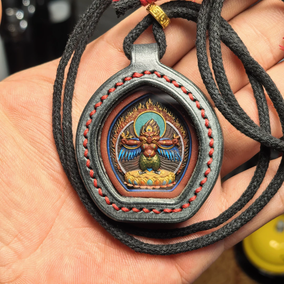 手工皮壳大鹏鸟彩绘擦擦吊坠