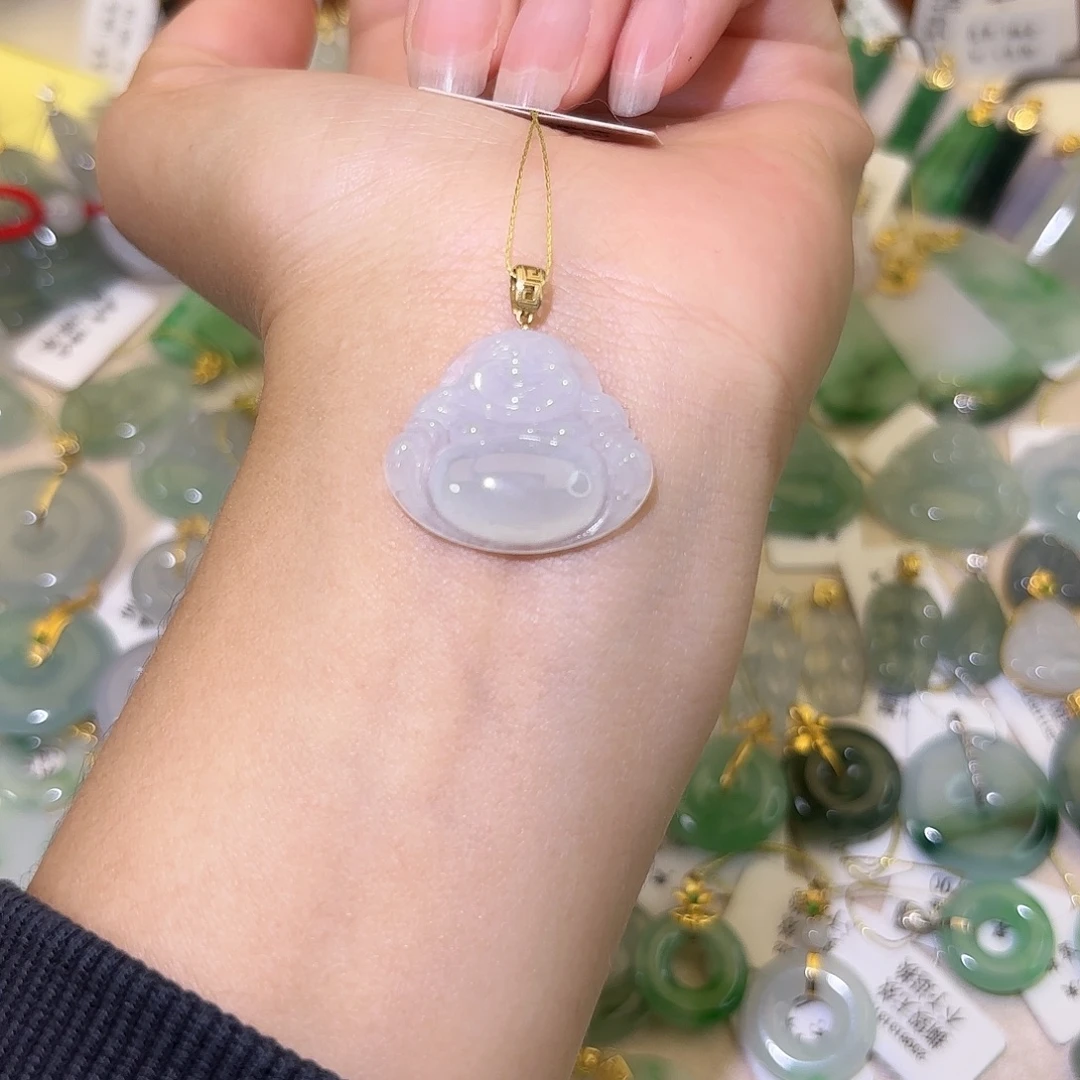 翡翠18K金镶嵌颈饰佛公