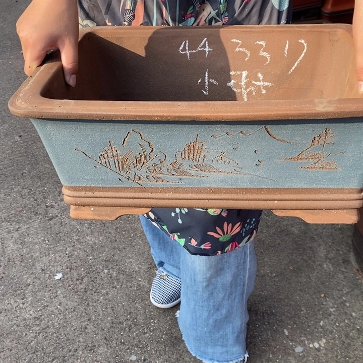 紫砂花盆自己的号楼梯道