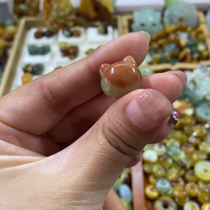蛇纹石玉配件有纹未镶嵌李***师