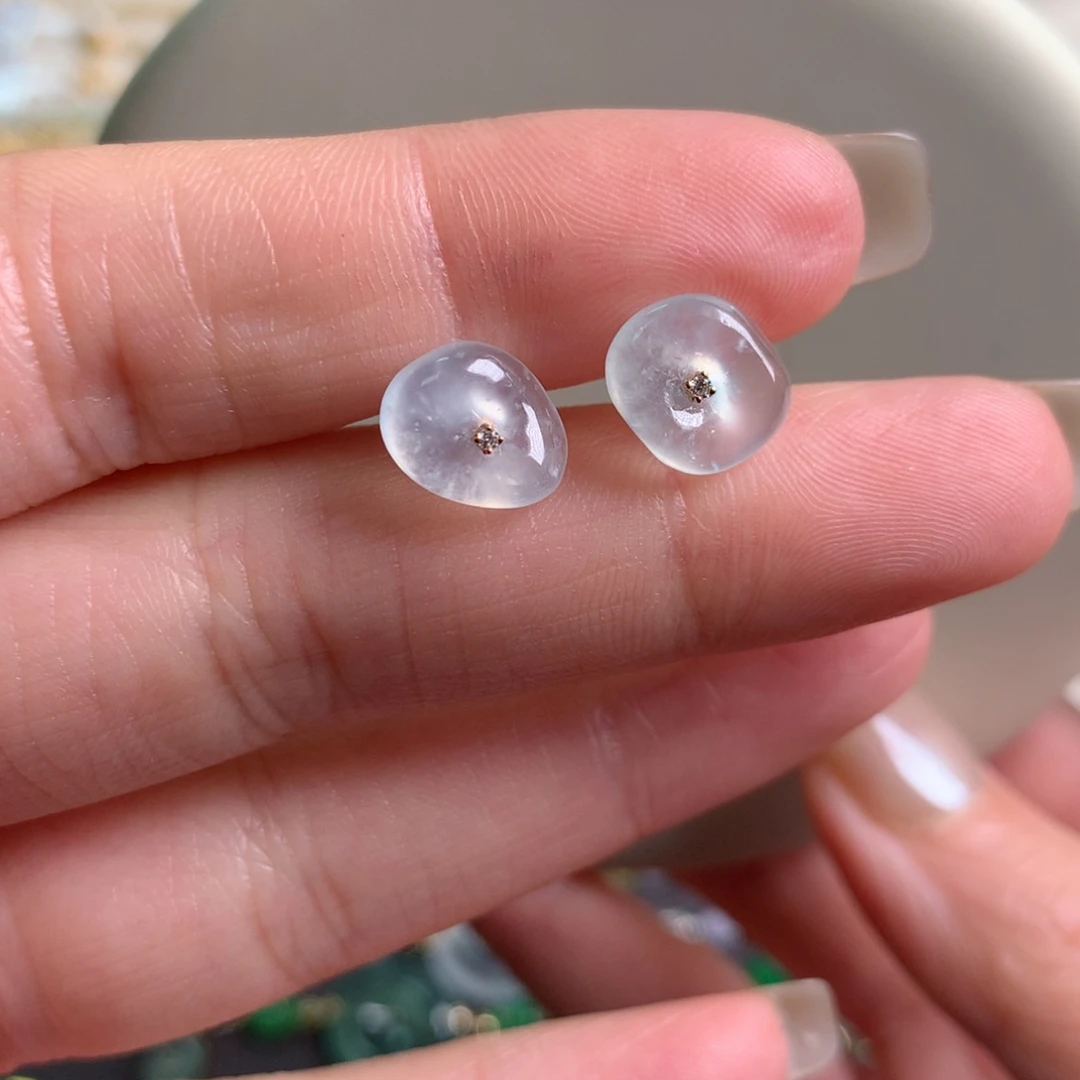 18K金镶嵌翡翠耳饰耳饰