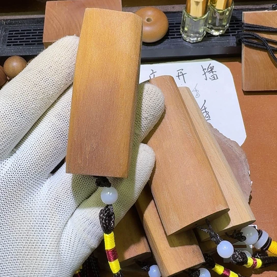 檀香木老山檀香手把件（大号）