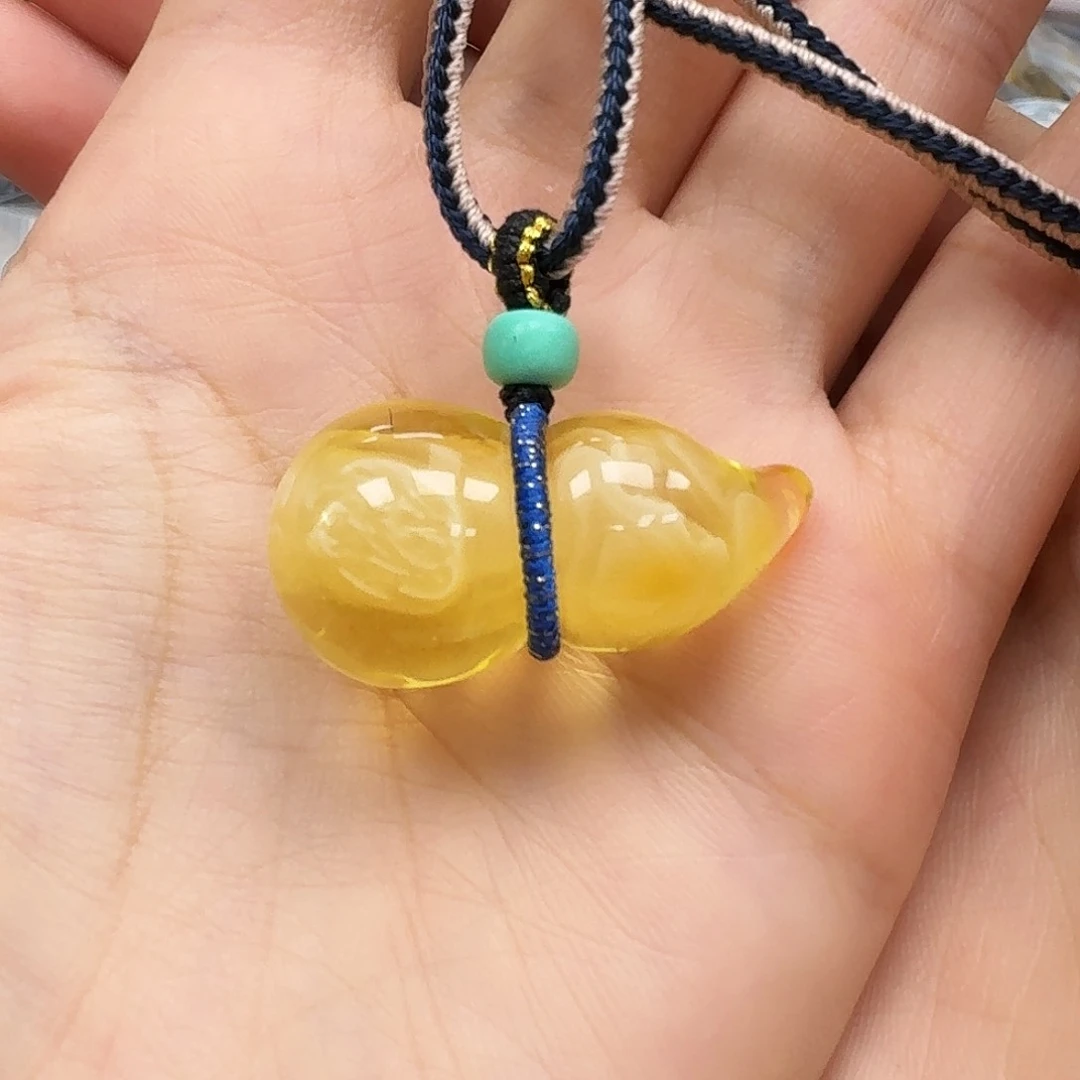 未镶嵌琥珀珠宝奇石吊坠