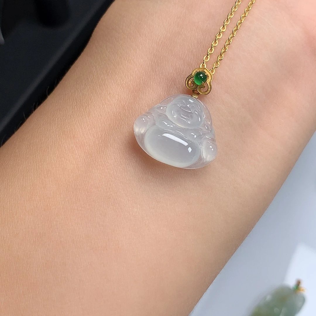 翡翠18K金镶嵌颈饰佛公