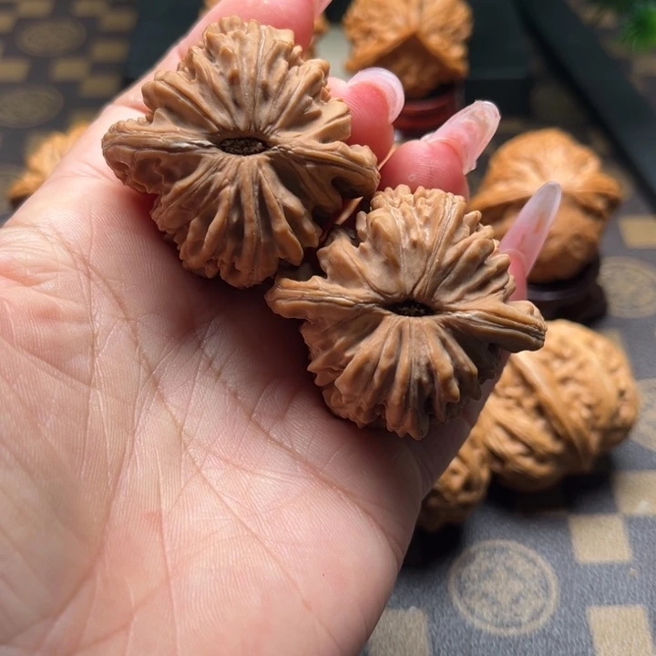 核桃43四座楼文玩