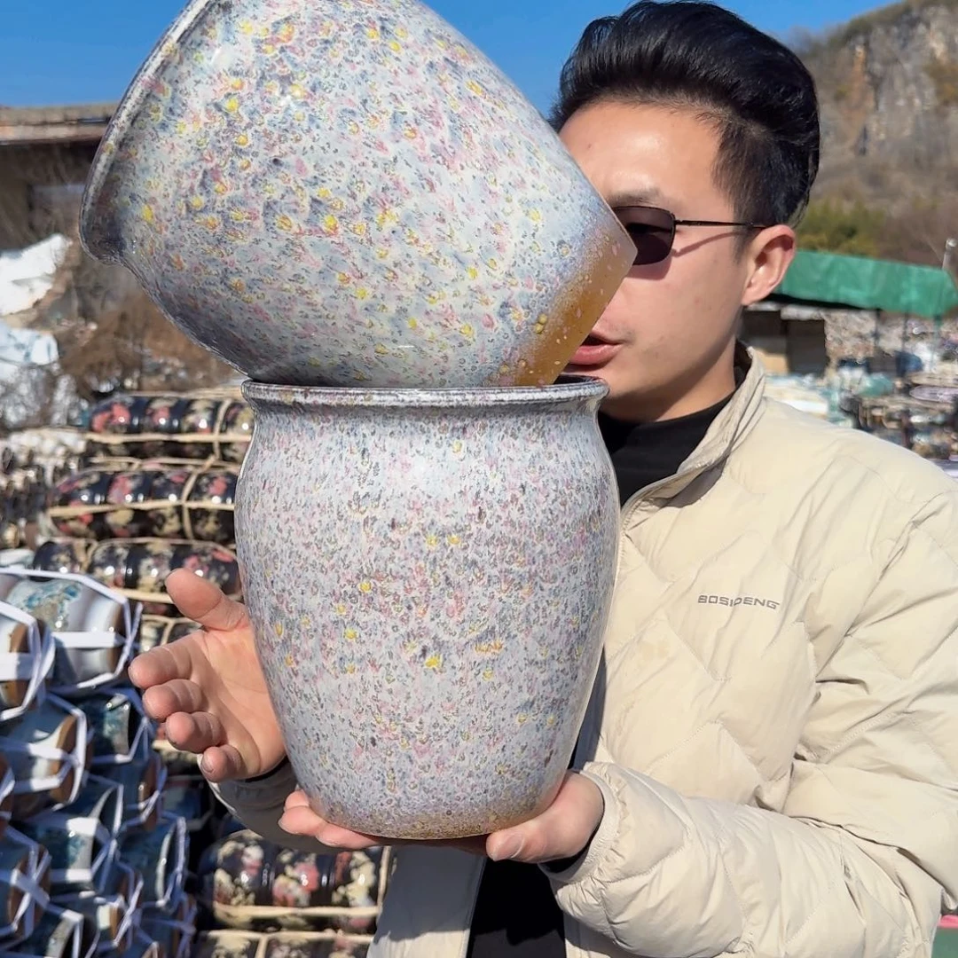 紫砂花盆口19高22（两个紫气