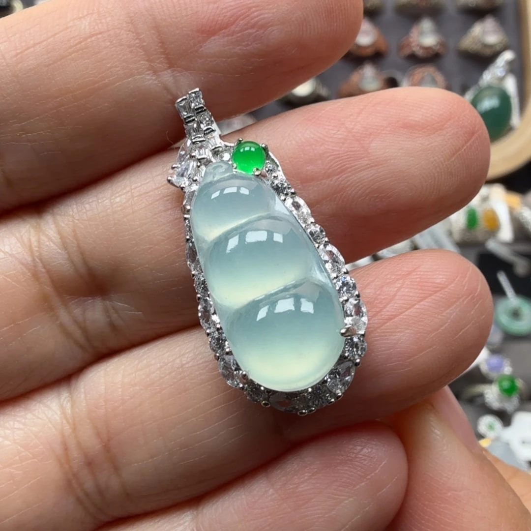 K***.翡翠未镶嵌戒指8888