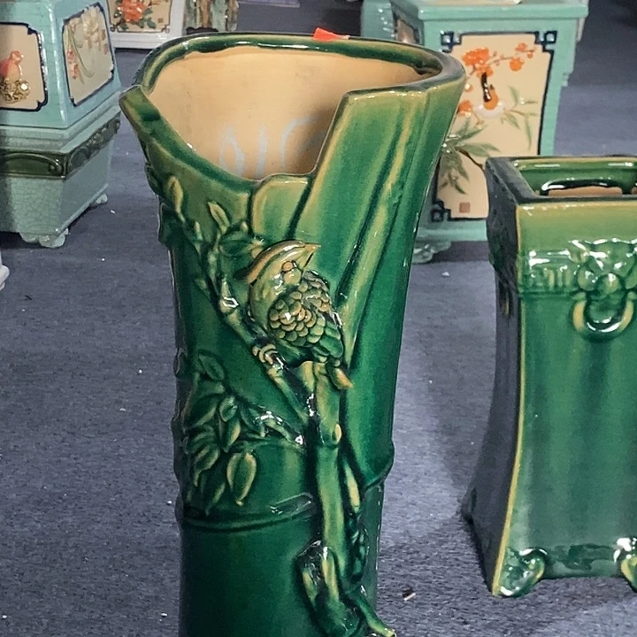 不***园正宗岭南石湾盆绿色