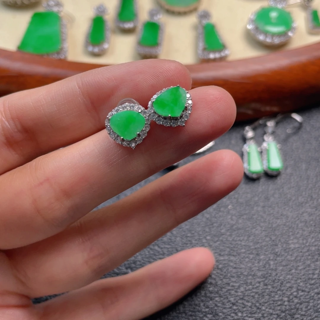 翡翠吊坠(不含链)银S925镶嵌耳钉