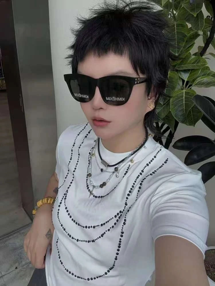 【济州岛】南油财神家 重工烫串珠设计短袖