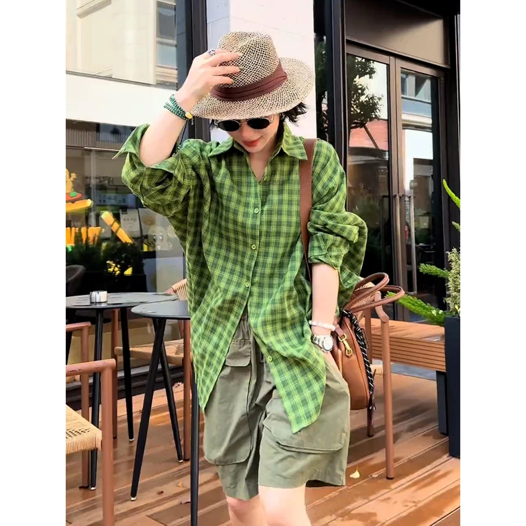2025盛夏新款独特别致超好看上衣干练气质职场通勤风绿色格纹衬衫