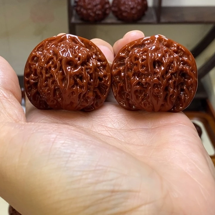 牙***齿文玩核桃把件盘龙纹