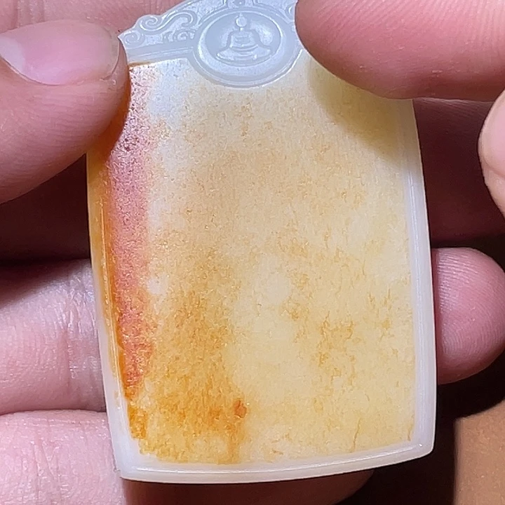 飞***天颈饰未镶嵌和田玉CC