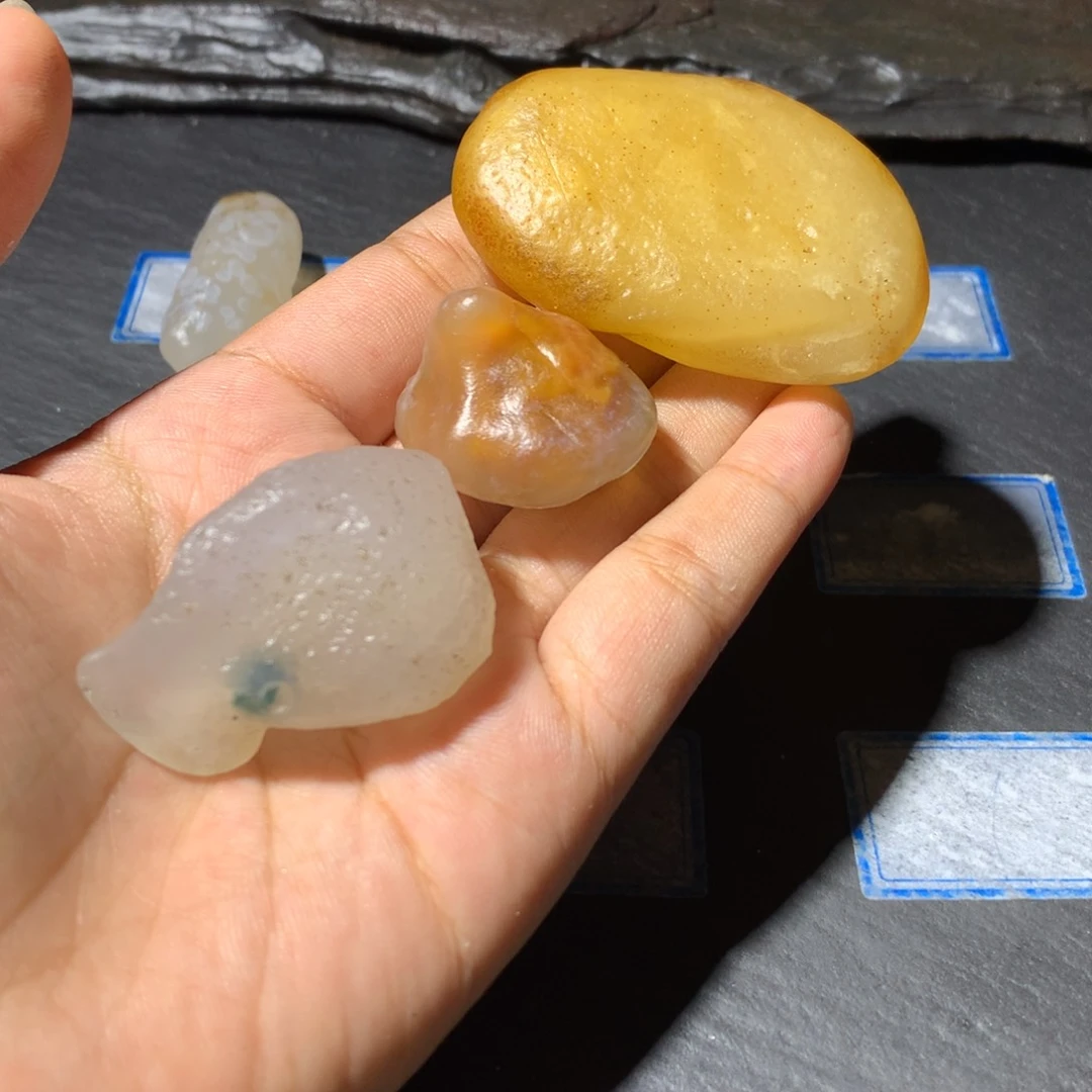 玛瑙/玉髓原石未镶嵌