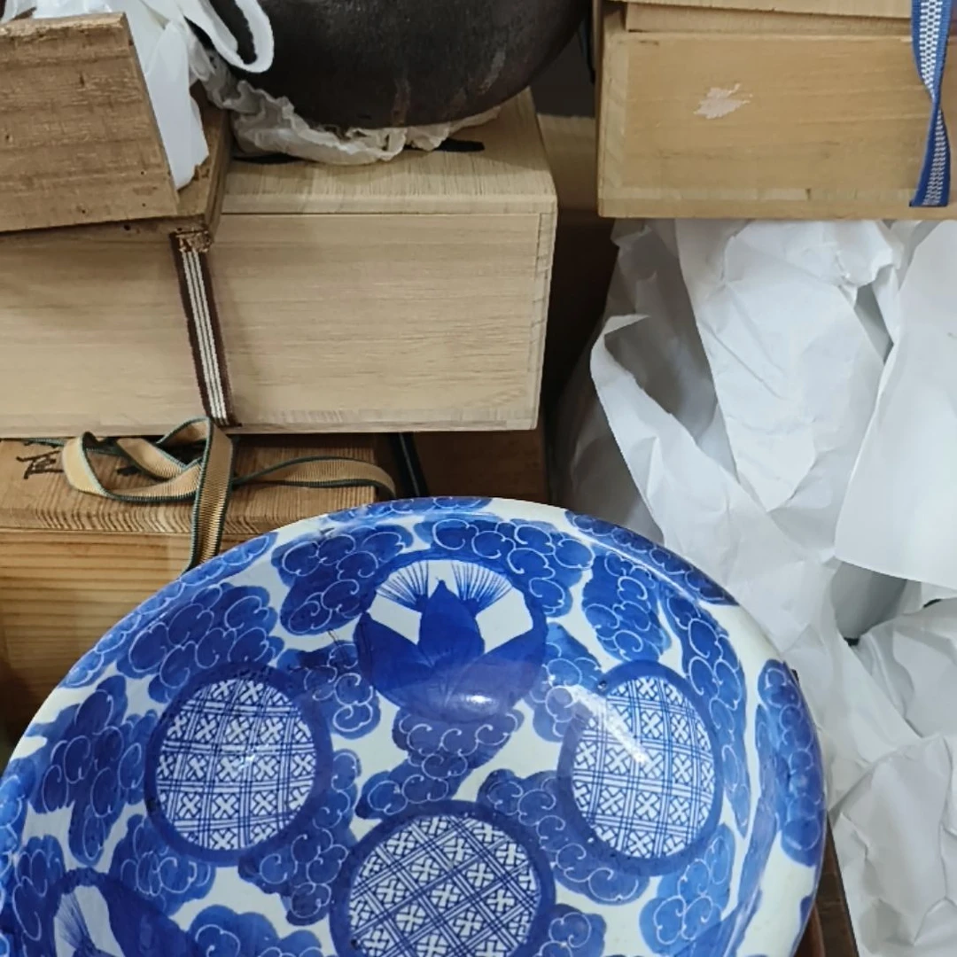 A***W一个精品日瓷一个