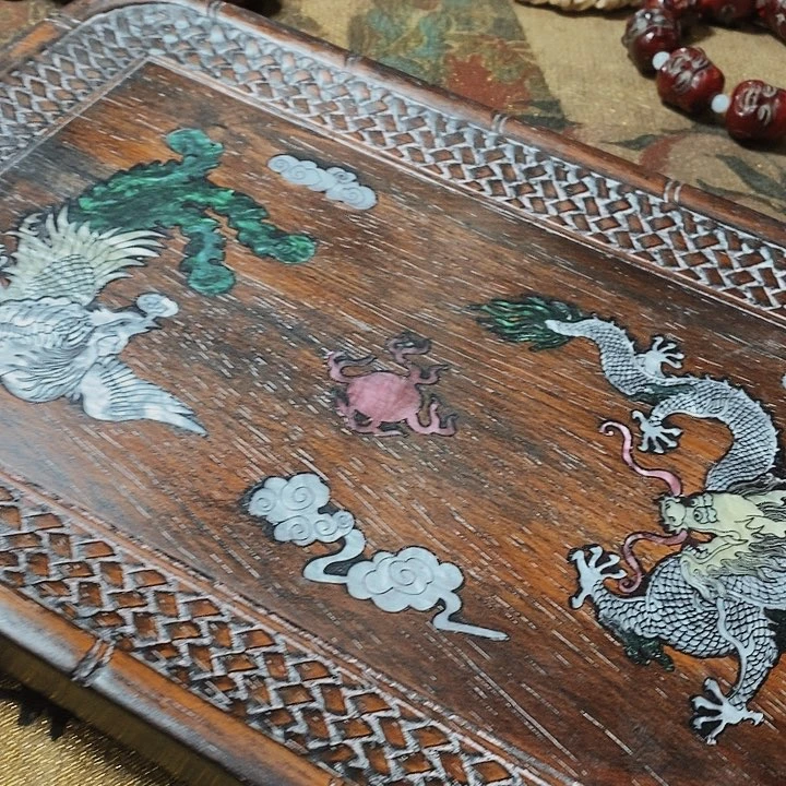 d b k n g j j g k k jb b m