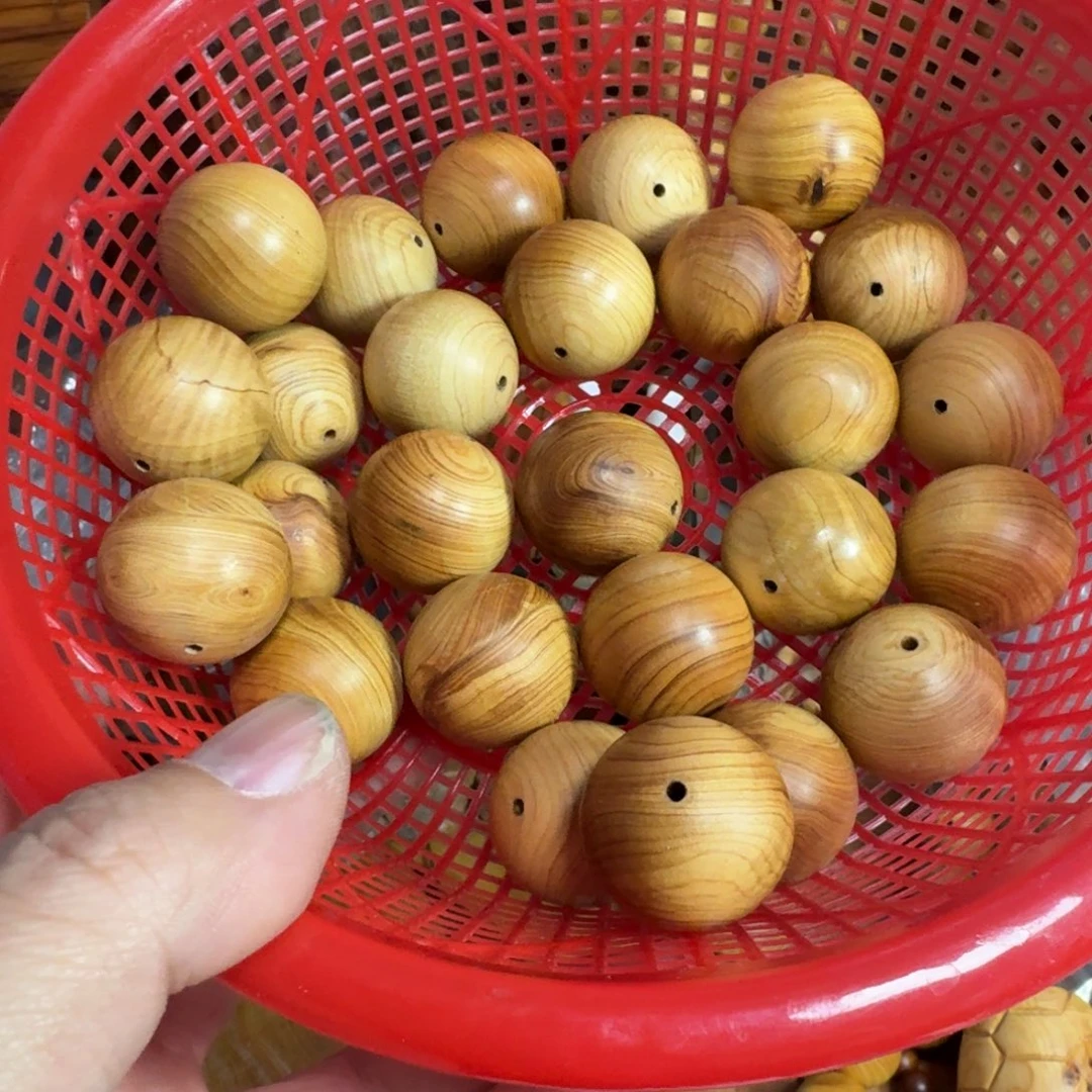 柏木叮*.太行崖柏2.5的26颗